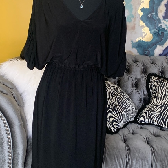 COPY - Lauren Ralph Lauren black dress elastic waist and rouched sleeves! - Picture 5 of 12